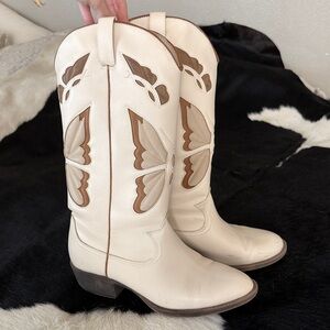 Butterfly cowgirl boots size women’s 9